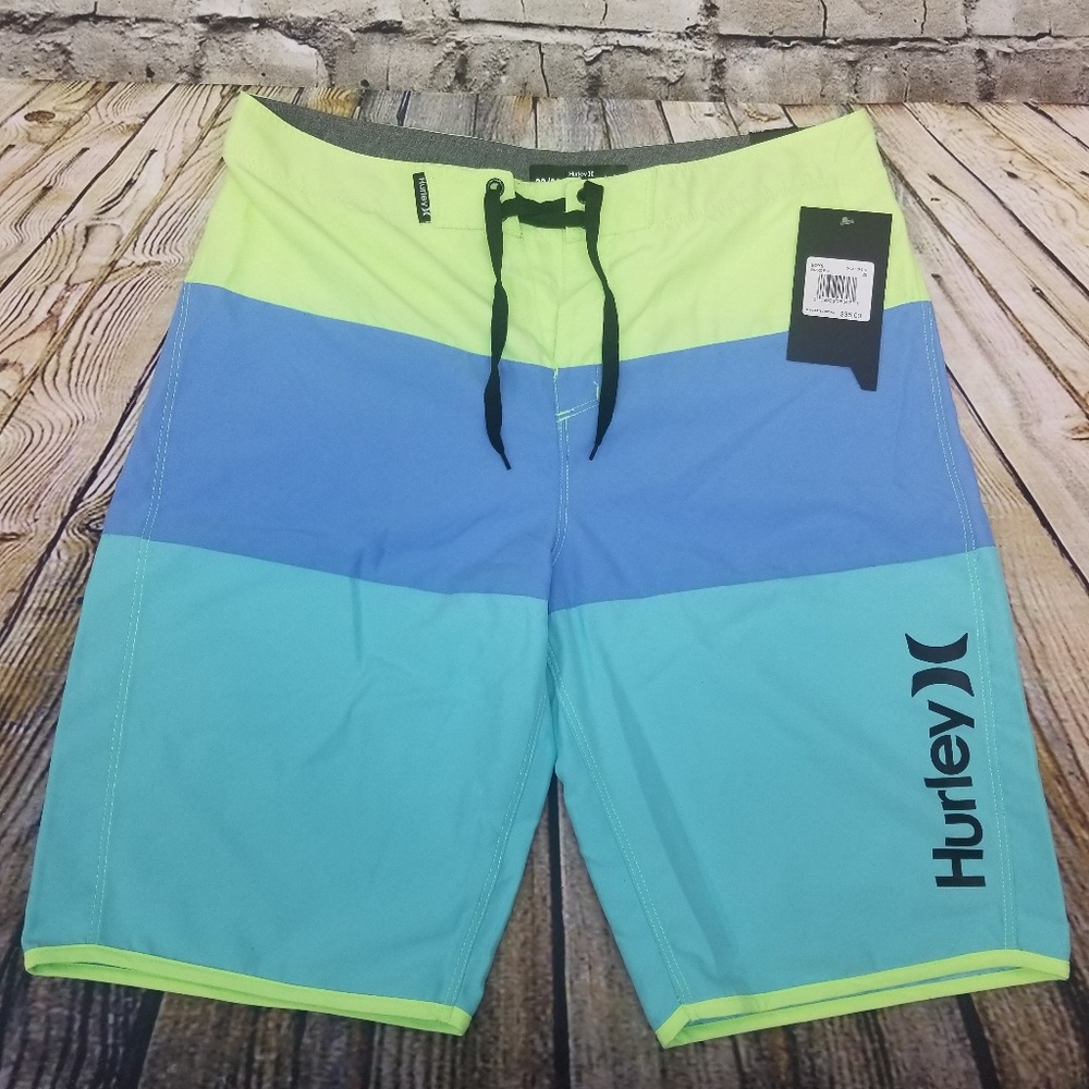 NWT Boys Hurley shorts waist 20/30